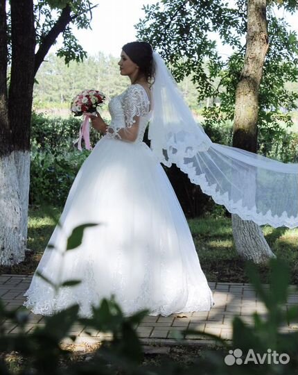 Свадебное платье