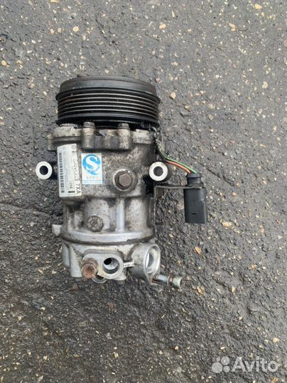 Компрессор кондиционера Volkswagen Polo седан