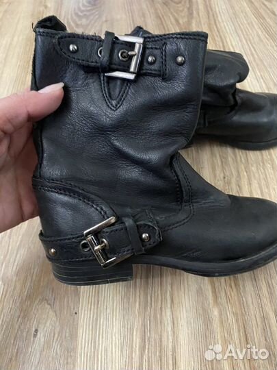 Сапожки Zara