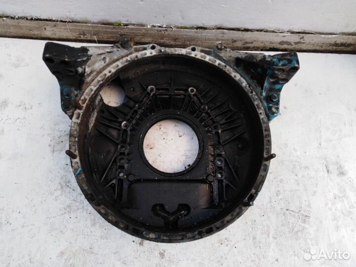 Кожух маховика Вольво FH12