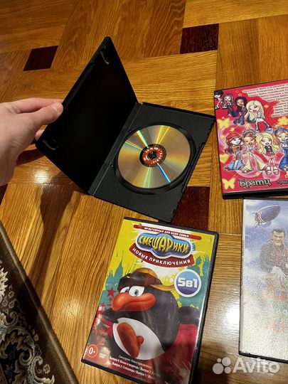 Dvd диски мультфильмы смешарики барби братц