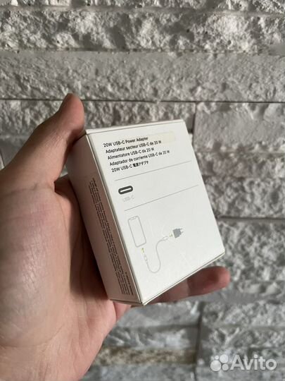 Оригинальный Блок Apple 20W