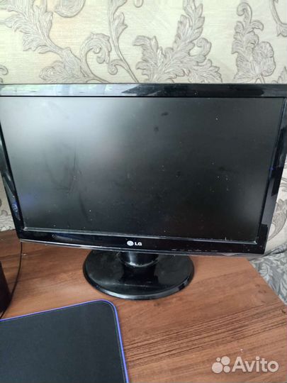 Монитор LG
