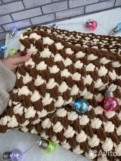 Плед детский вязаный