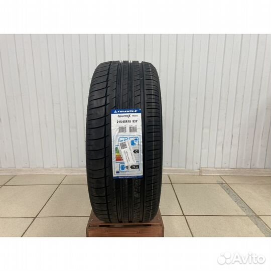 Triangle TH201 215/45 R18 93Y