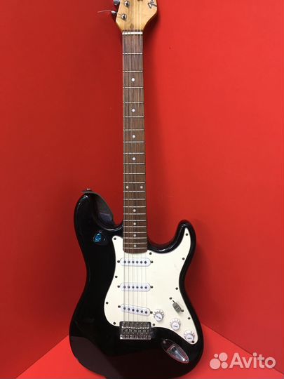Электрическая гитара fender stavtocaster (25164)
