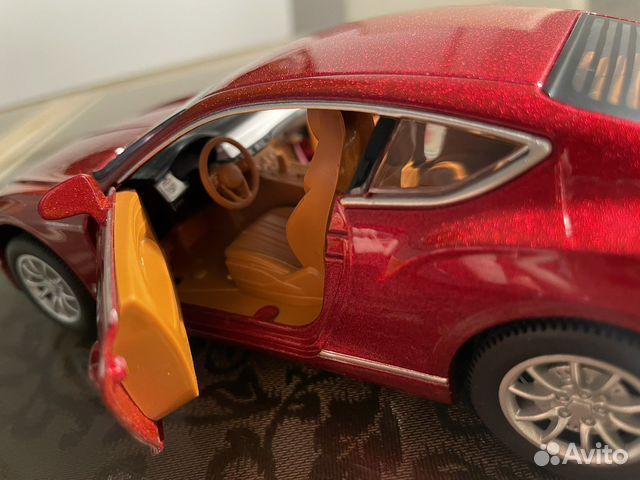 Машинки металлические