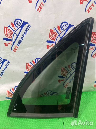 Форточка багажника правая Acura Mdx YD2 J37A1 2008