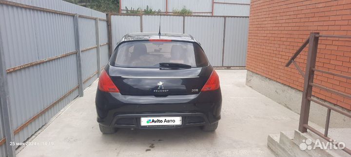 Peugeot 308 1.6 AT, 2012, 146 500 км