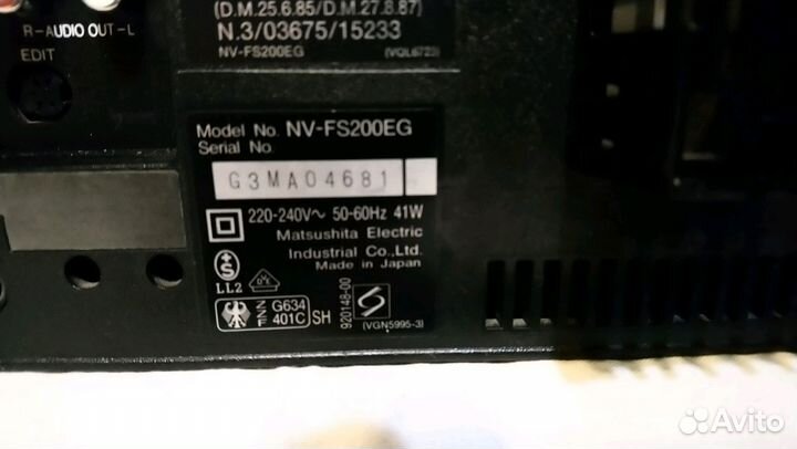 Panasonic NV-FS200 и Panasonic AG-4700