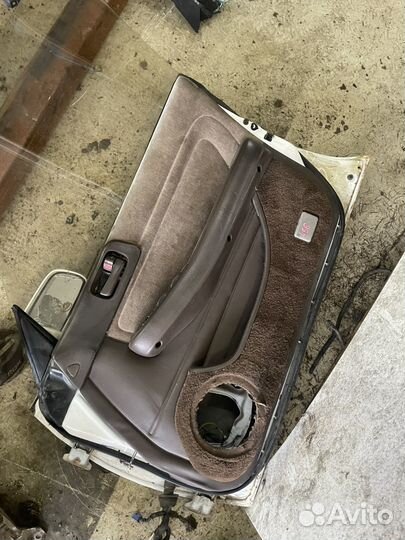 Двери тойота чайзер gx81, lx81