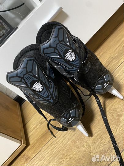 Коньки хоккейные 36 размер