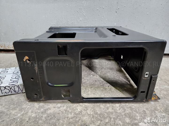 Короб сиденья передний правый Viano Vito w639 Вито