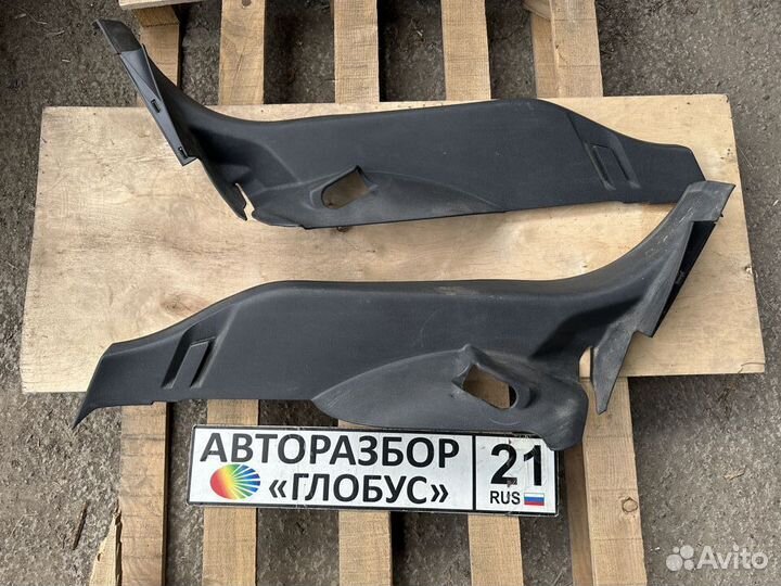 Накладка задней правой/левой стойки Astra H 2007