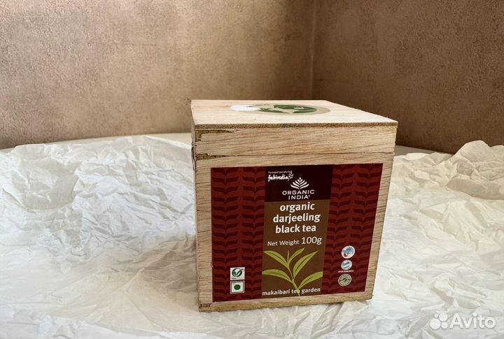 Деревянная коробка от чая