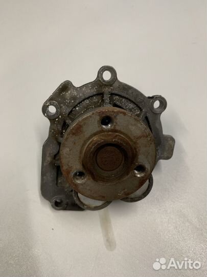 Насос водяной помпа Opel Astra J 24405896
