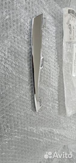 Молдинг накладки противотуманной фары VW Tiguan 2