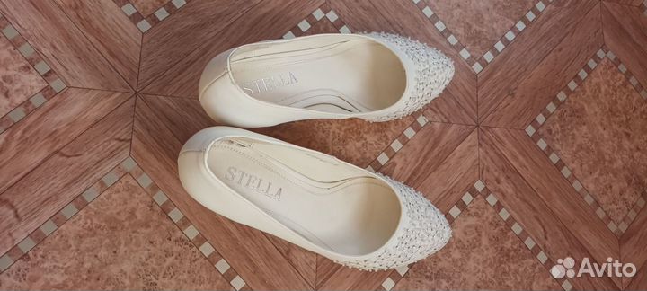 Продам свадебные туфли