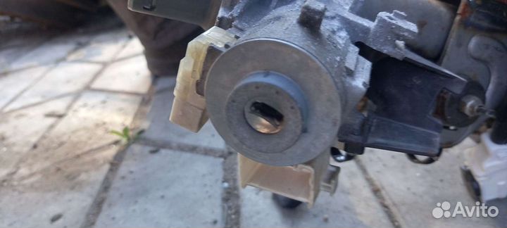 Замок зажигания toyota corolla E15 RAV 4 auris