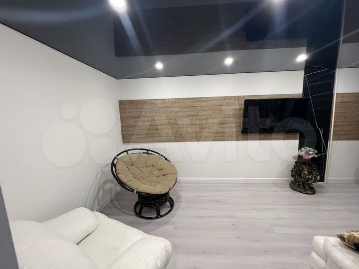 2-к. квартира, 43 м², 1/5 эт.