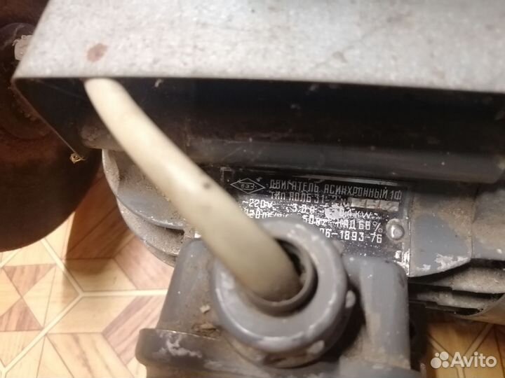 Точильный аппарат, двигатель асинхронный