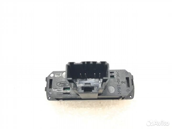 Кнопка антипробуксовочной системы Ford Mondeo