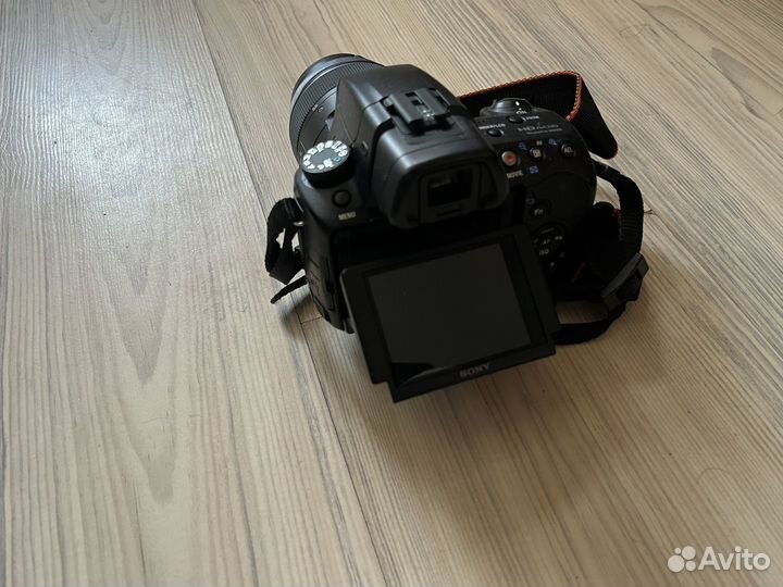 Зеркальный фотоаппарат Sony Alpha SLT-A37 Kit