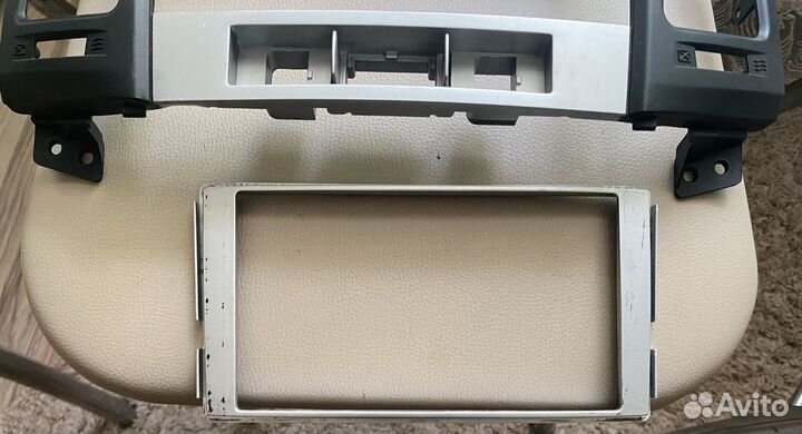 Рамки для магнитолы Hyundai Santa Fe 2 поколения