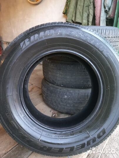 Bridgestone Dueler H/L 400 255/65 R17