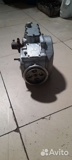 Редуктор реверсивный