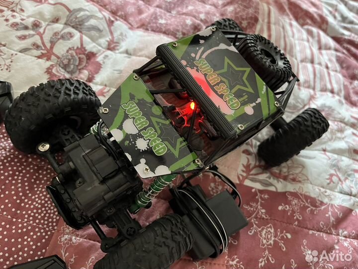 Машина на радиоуправлении дрифт