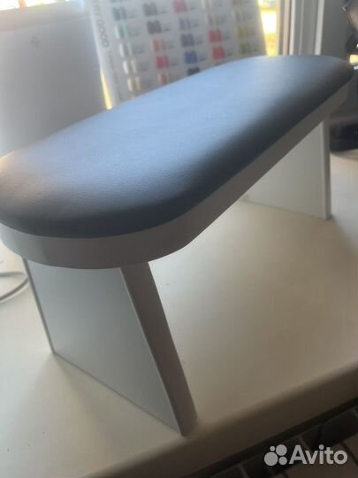 Подставка маникюрная