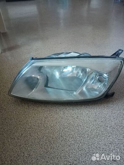 Продам фару