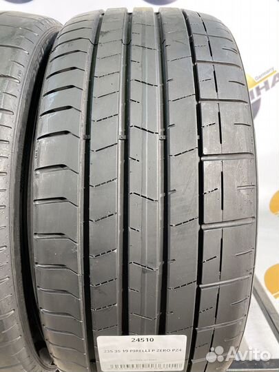 Pirelli P Zero PZ4 235/35 R19 94V