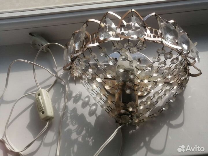 Настенный светильник бра