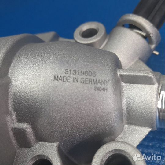 Корпус термостата Volvo