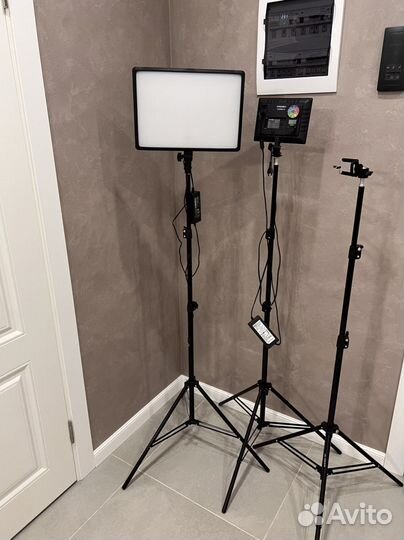 Видеосвет RGB + штатив