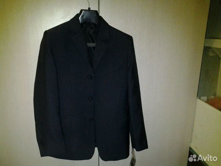 Пиджак на мальчика, рост 140