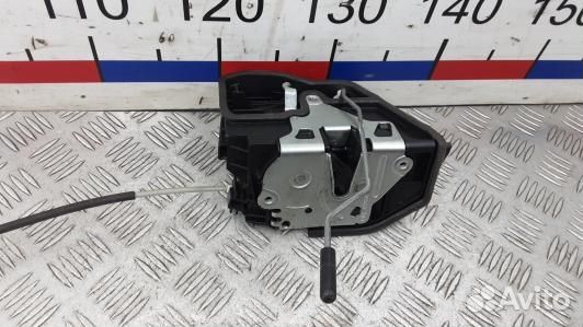 Замок двери передней правой BMW 5 F10/F11 (1BE18E8