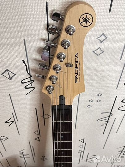 Yamaha pacifica 112j