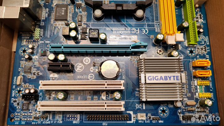 Материнская плата Gigabyte с процессом AMD