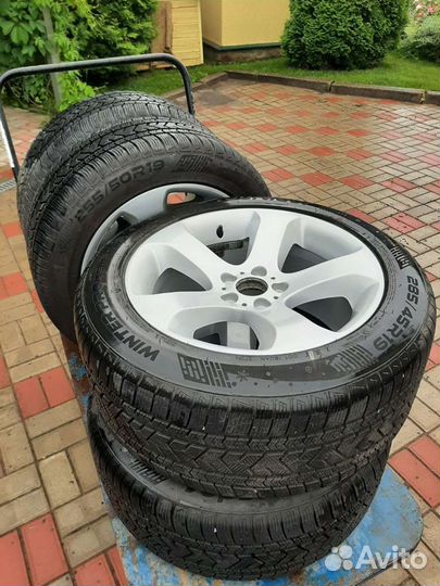 R19 Tourador Winter Pro TSU1 285/45, PCD 5x120 DIA 56