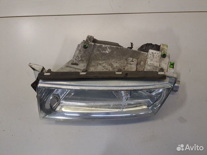 Фара (передняя) Skoda Octavia Tour, 2003