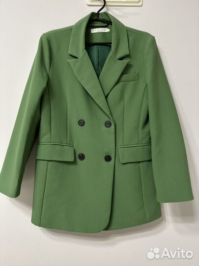 Пиджак женский размер 46