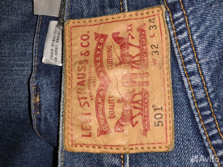 Джинсы levis