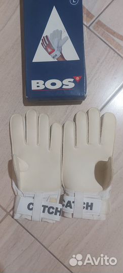 Вратарские перчатки