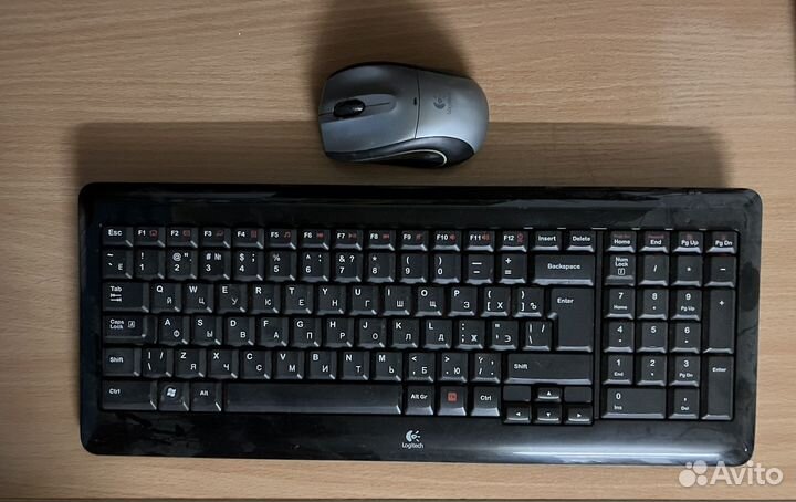 Беспроводная клавиатура и мышь logitech