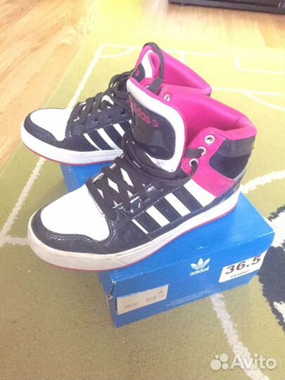 Кроссовки adidas (оригинал,практически новые)
