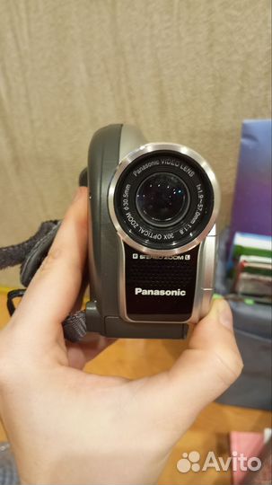 Видеокамера panasonic