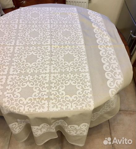 Льняная скатерть